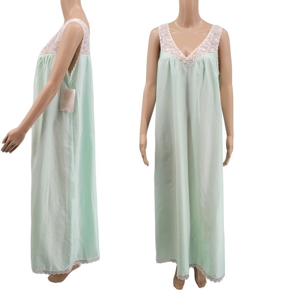 Flo Weinberg Vintage Maxi Length Nightgown Pastel Green